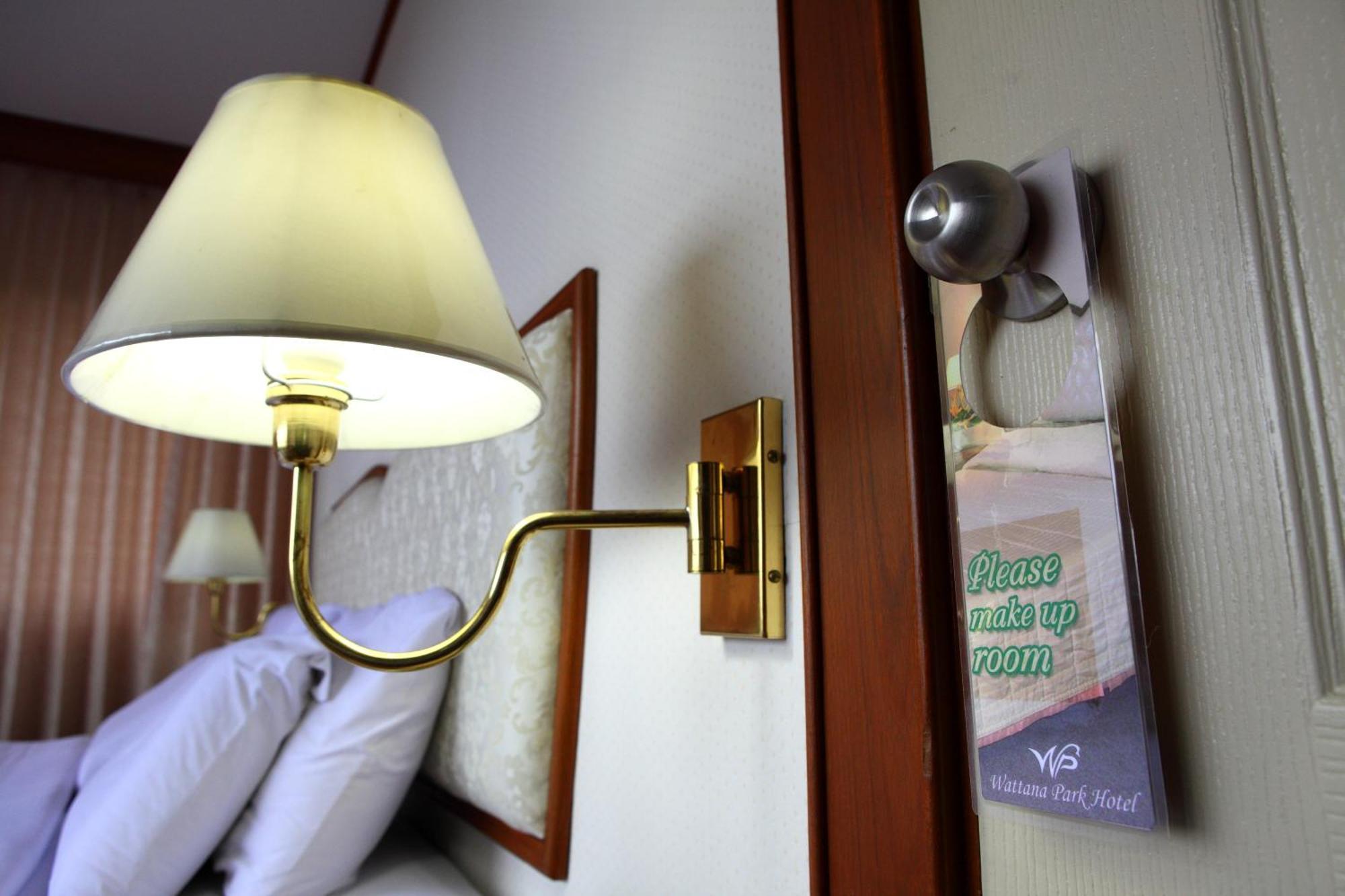 Wattana Park Hotel Trang Room photo