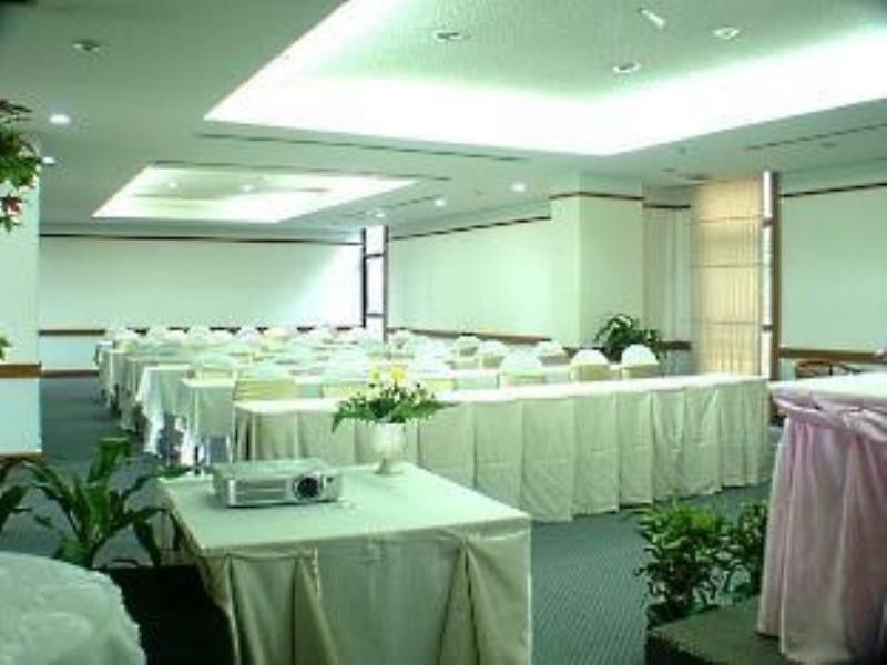 Wattana Park Hotel Trang Exterior photo